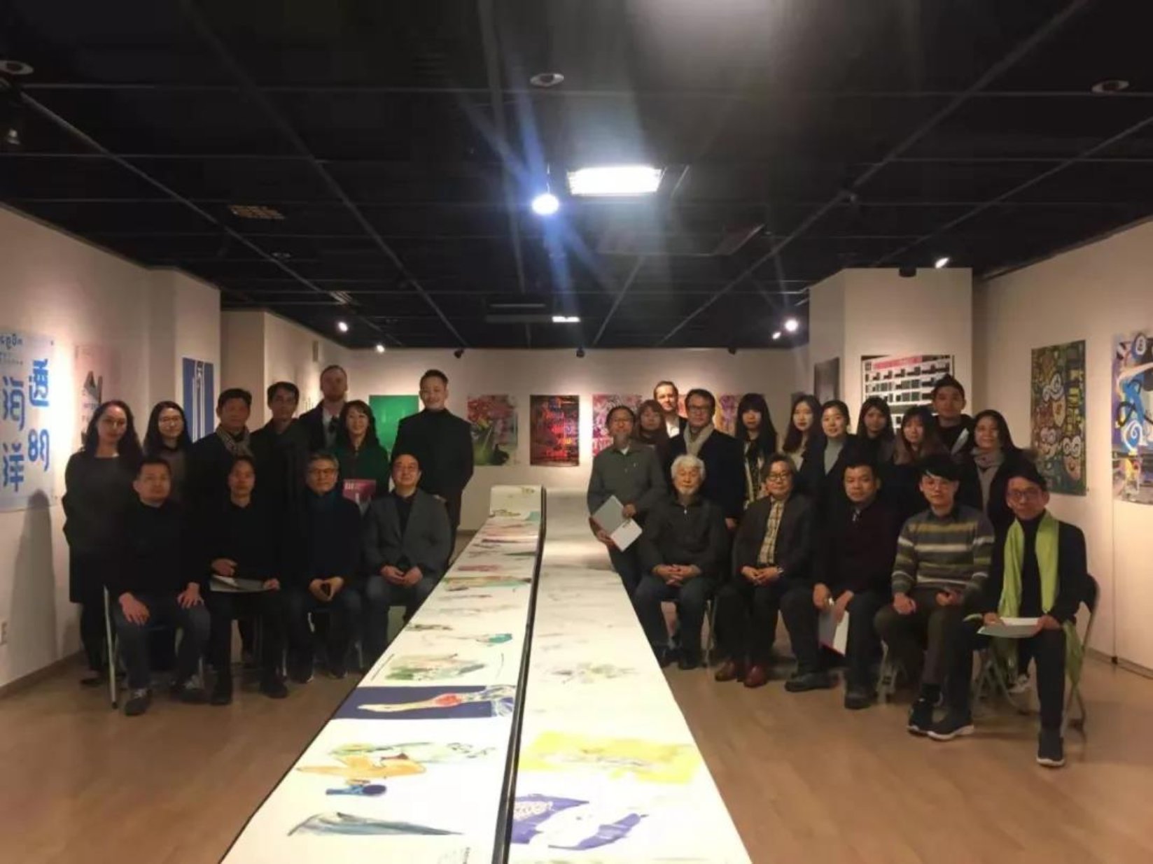 D:\6绘画\hexi\活动记录\201903首尔\微信图片_20190325111919.jpg